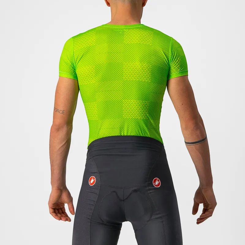 Castelli Pro Mesh Men's Short Sleeve Base Layer - Electric Lime 4 Castelli Pro Mesh Men's Short Sleeve Base Layer - Electric Lime - Image 2