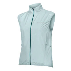 Endura Pakagilet Windproof Women's Gilet - Berry -Ride Shield Shop E6185GB lg 2