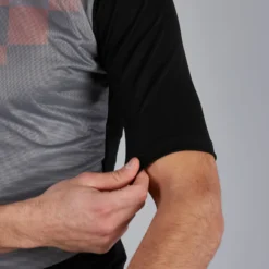 Sportful Fiandre Thermal Layer Short Sleeve Base Layer - Black -Ride Shield Shop SF20078BLK 4
